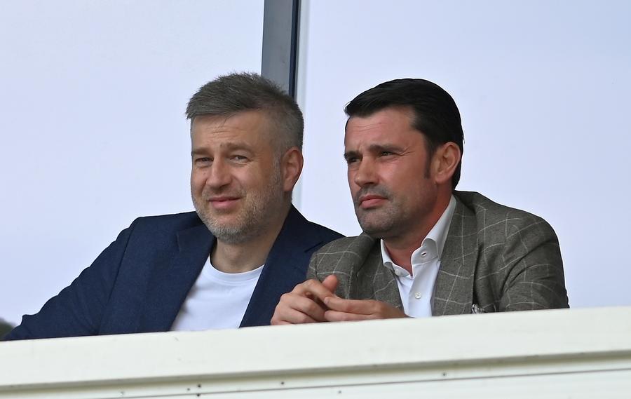 Edward Iordănescu și Marian Copilu. Foto: sportpictures.eu Mircea Dridea trage alarma: „Petrolul are probleme mari. Clubul ăsta a mai fost odată în faliment!”