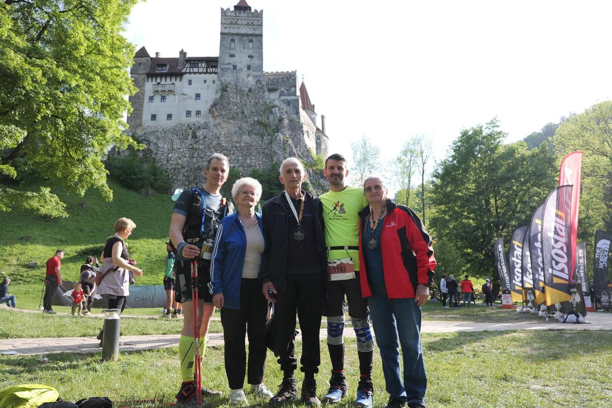 Impresiile sportivilor care au încheiat ultramaratonul „Transylvania 100” : „Nu am mai văzut atât de greu”