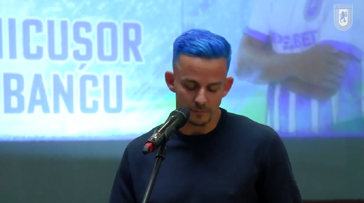 Nicușor Bancu a apărut cu părul albastru la ceremonia de la Primărie