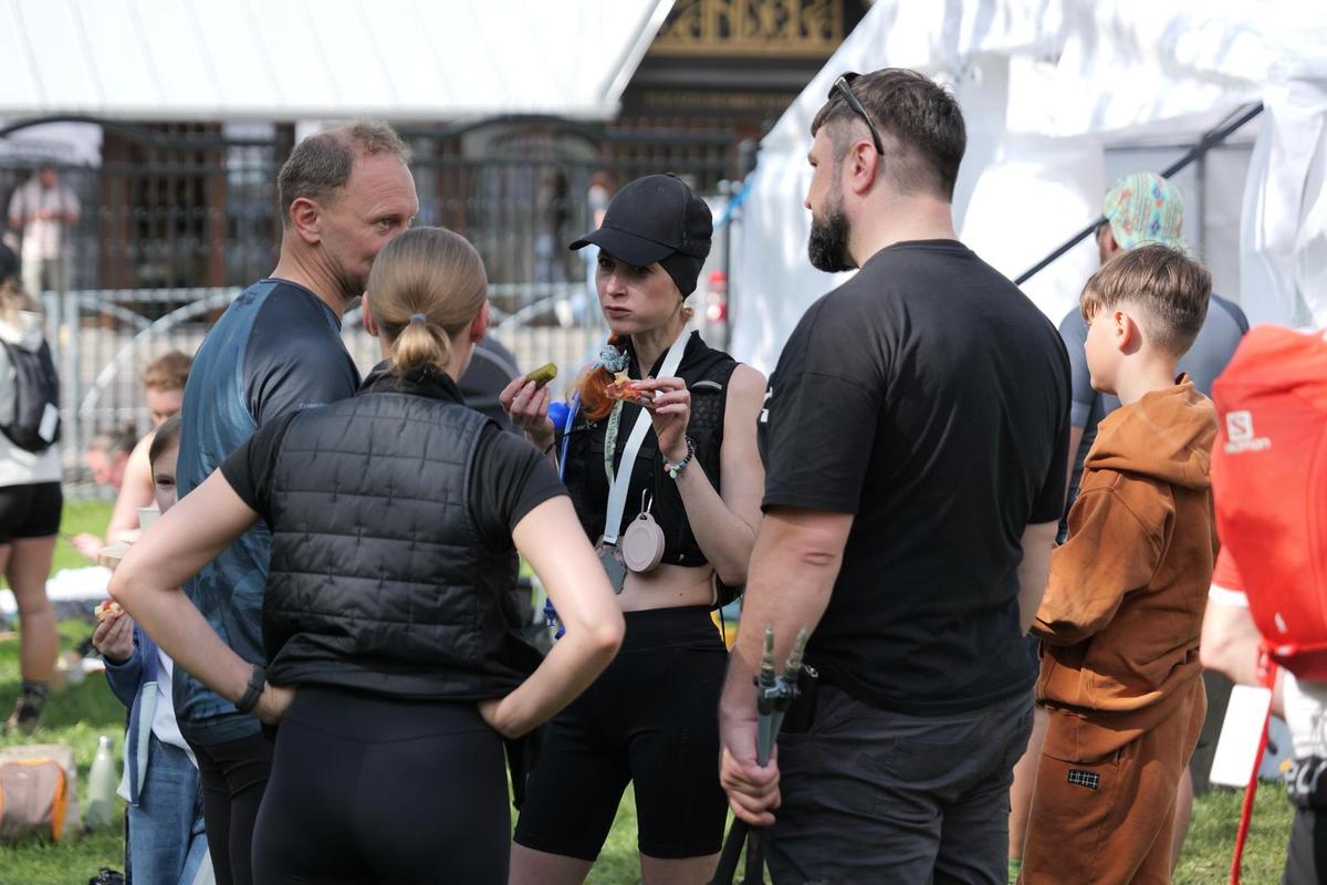 Impresiile sportivilor care au încheiat ultramaratonul „Transylvania 100” : „Nu am mai văzut atât de greu”