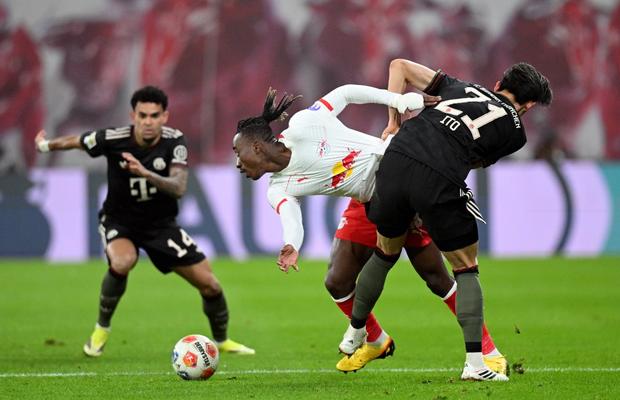 Liverpool pregătește transferul de 100 de milioane de euro pentru „noul Salah” » Puștiul-minune care a explodat în Bundesliga