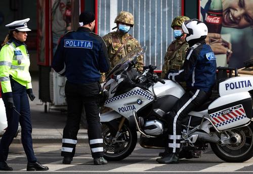 Mașină de poliție