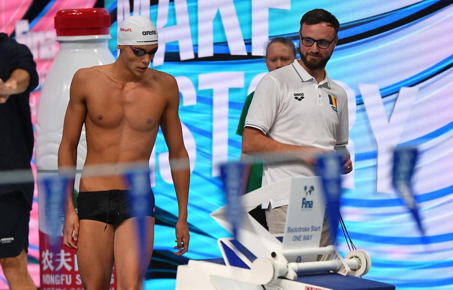 Oricât de ciudat sună: David Popovici e campion într-o țară care nu-și uită campionii