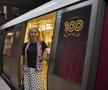 Un metrou a fost colantat în culorile Rapidului, alb și vișiniu / foto: Cristi Preda (GSP)