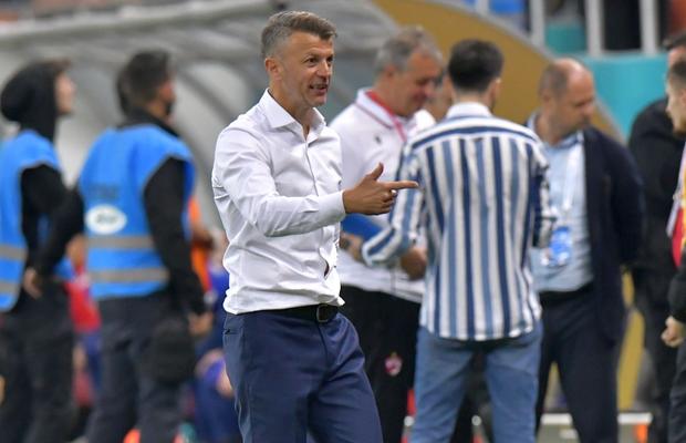 De ce nu va fi pe bancă Ovidiu Burcă la primul amical al lui Dinamo