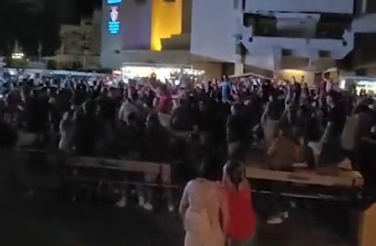 Nebunie la Satu Mare! Golul decisiv al Ungariei, sărbătorit de o mie de maghiari în centrul orașului