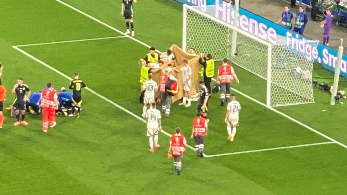Cum explică portarul Scoției intrarea care i-a provocat o fractură de pomete ungurului Barnabas Varga