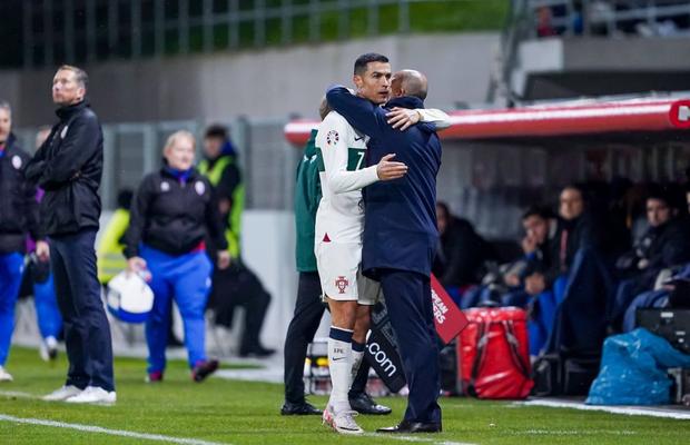 Roberto Martinez, îngrijorat de „invadatorii” care îl caută pe Cristiano Ronaldo