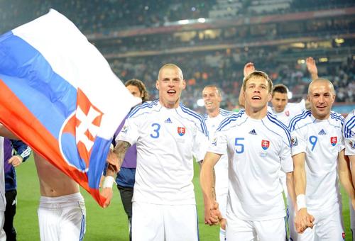 Martin Skrtel ,Radoslav Zabavnik, Stanislav Sestak / Foto: Imago