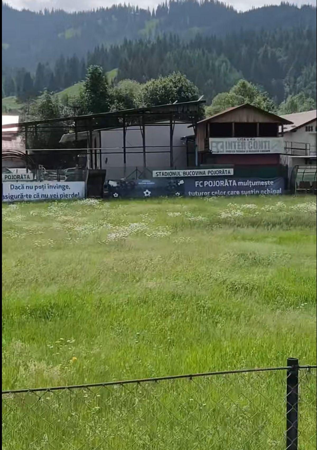 Cum arată azi stadionul din România unde Rapid suferea un eșec istoric în 2015 » Decorul e feeric, buruienile sunt cât vestiarul