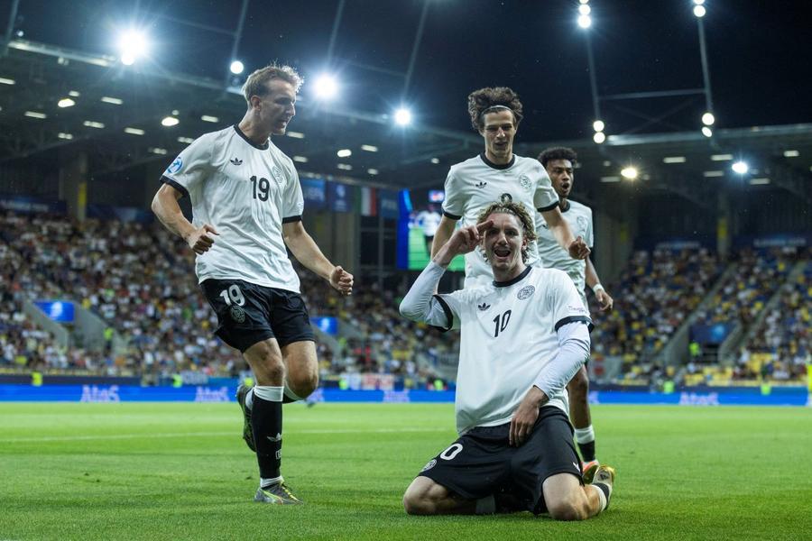 Mesajul lui Slot după ce Newcastle și-a luat atacant » Mutarea îl poate ajuta rapid pe managerul lui Liverpool
