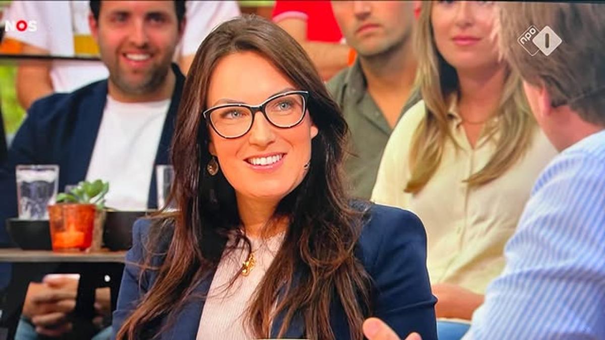 „Sexul ajută” » Soțiile au primit undă verde să stea împreună cu jucătorii naționalei, la Mondial