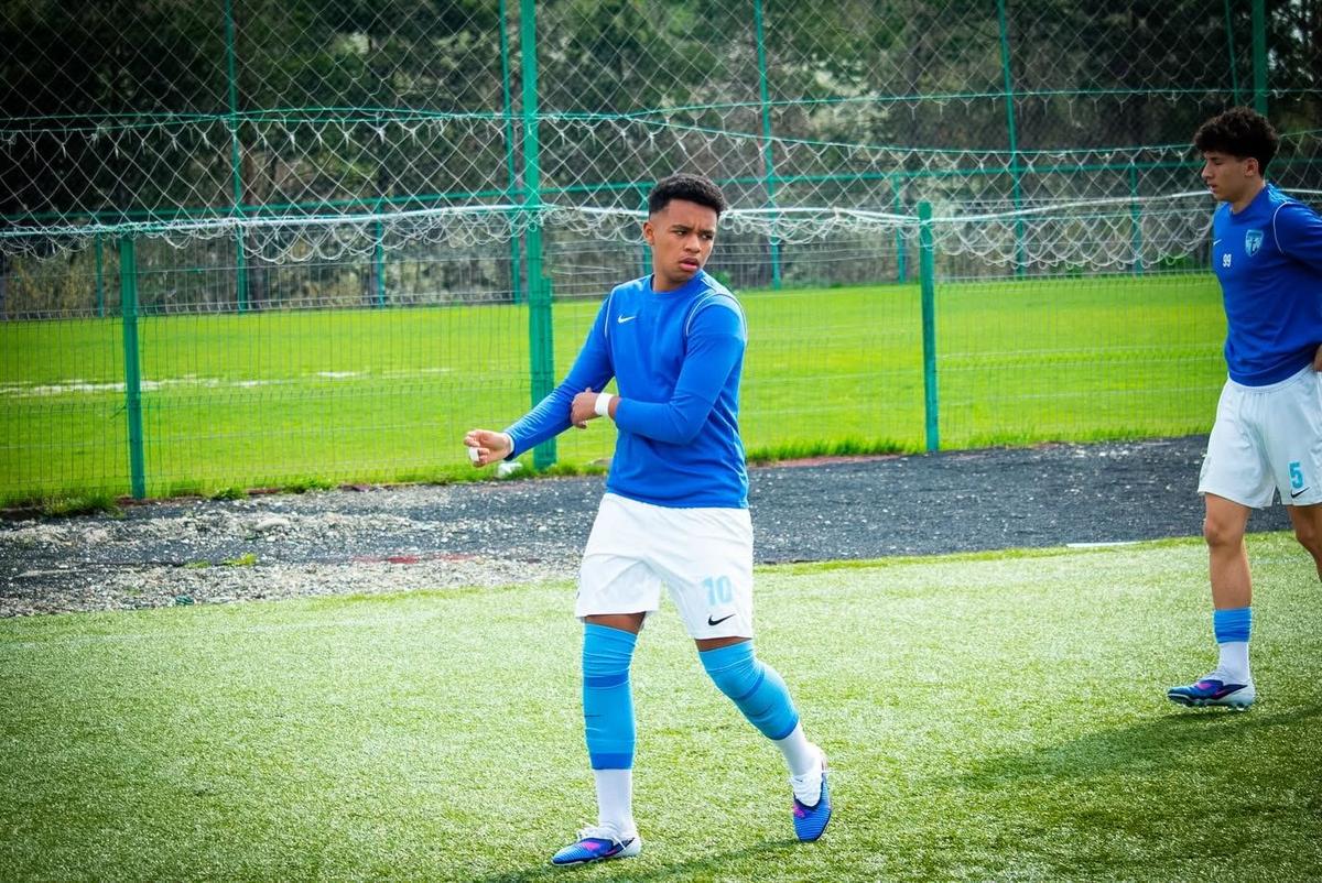 Noua „perlă” a lui Gigi » FCSB l-a legitimat pe fiul brazilianului fost la AC Milan: „L-a ochit Florin Cernat”