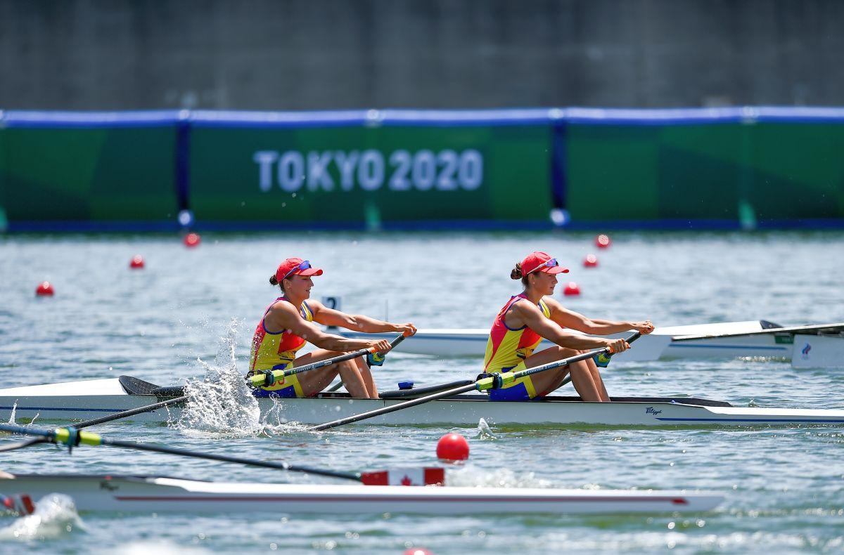 Simona Radiș și Ancuța Bodnar au câștigat la pas prima cursă și s-au calificat în semifinale la Tokyo!