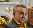 FCSB a învins-o pe CS Universitatea Craiova, scor 4-1. Gigi Becali, patronul vicecampioanei, a stabilit cum va arăta echipa de la mijloc în sus după ce Florinel Coman și Darius Olaru vor fi la capacitate maximă.