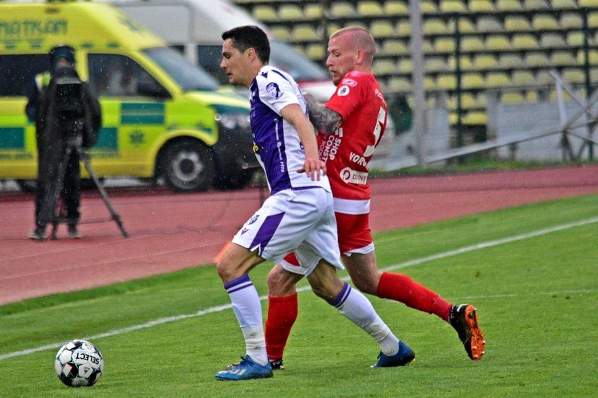 La propunerea Gazetei, două legende au prefațat FC Argeș - UTA » Amintiri din altă epocă: „I-am bătut și au căzut în «B»”