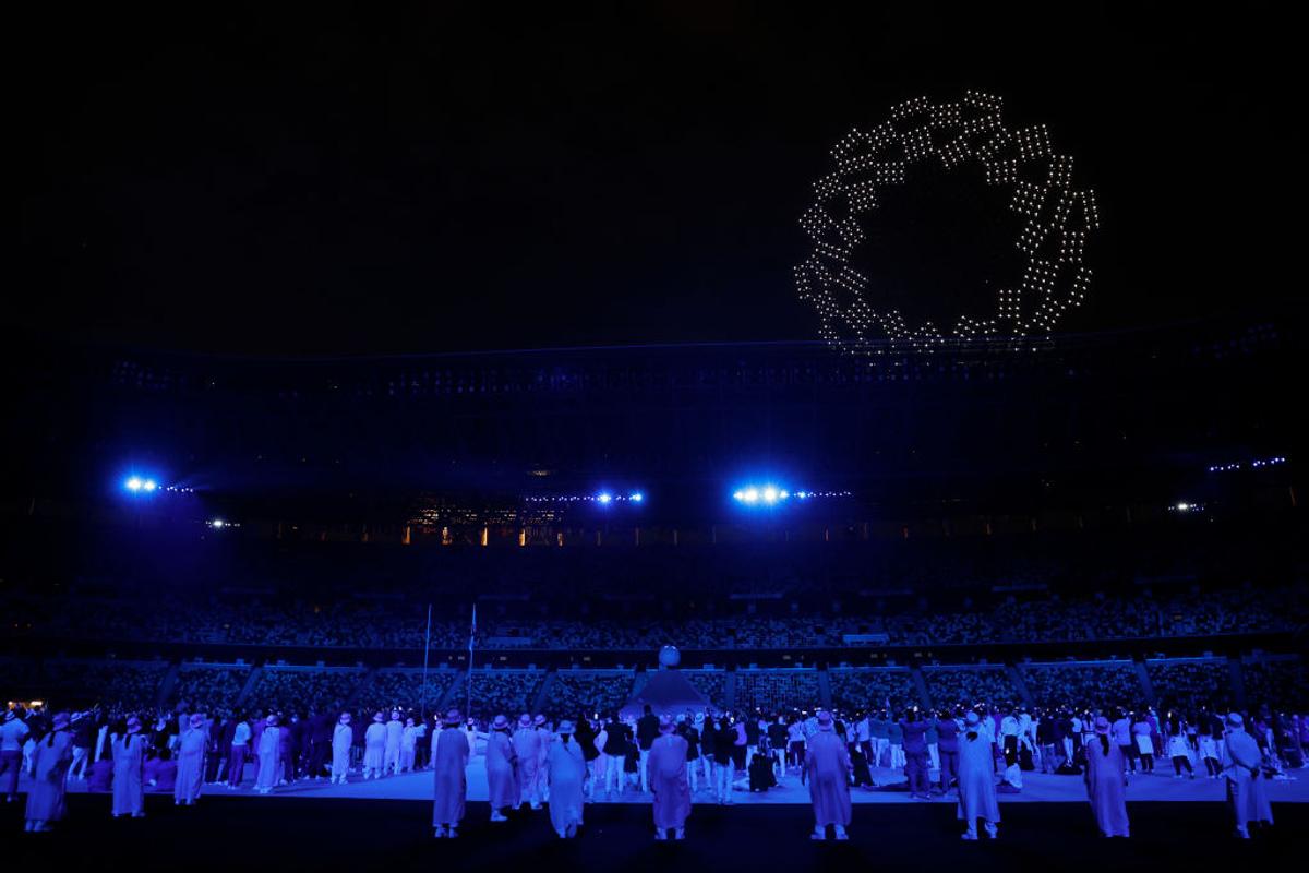 Moment SF în timpul ceremoniei de la Tokyo! Peste 1.800 de drone au apărut deasupra arenei