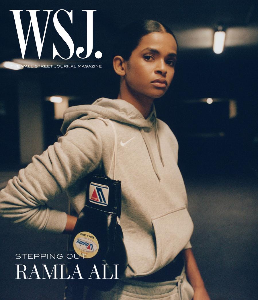 Ramla Ali în WSJ Ce adversară are Claudia Nechita! Somaleza Ramla Ali a apărut pe coperta revistelor British Vogue, Wall Street Journal, Financial Times, Guardian Observer