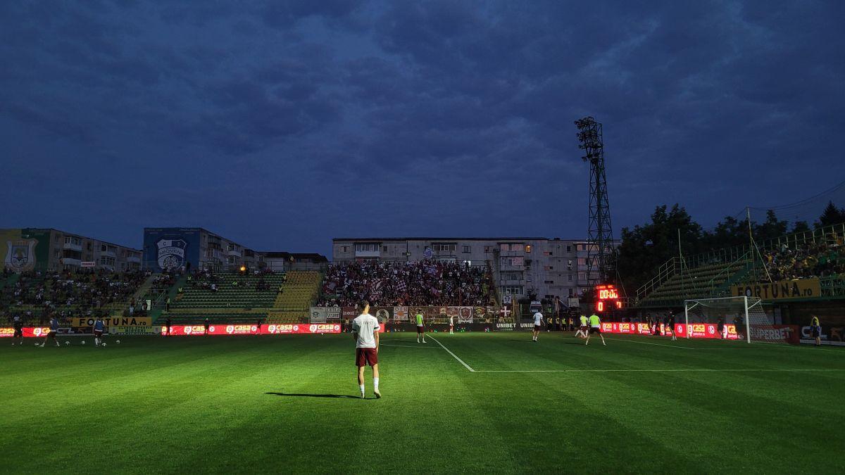 CS Mioveni - Rapid 0-2 » Miță e pe primul loc! Giuleștenii confirmă și au 6/6. Clasamentul