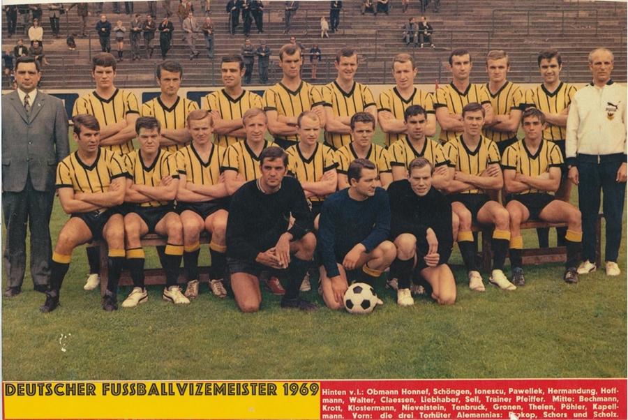 Legenda Rapidului, interviu incredibil: „Am acceptat să pierdem un meci în Giulești, pe prietenie” + cum au încercat șefii unui club din Bundesliga să-l corupă