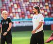 „Tigroaice” prin iarbă » CSM București a intrat astăzi pe Arena Națională