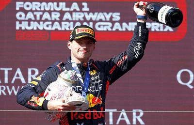 104 în așteptare » Verstappen a „zburat” pe lângă Hamilton și câștigă pe Hungaroring! Avans AMEȚITOR al pilotului Red Bull