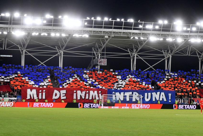 Scenografia realizată de suporterii din Peluza Nord, la derby-ul cu Dinamo / Sursă foto: Cristi Preda (GSP)