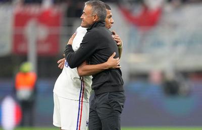 Se anunță un conflict intern major la PSG! Ce vrea antrenorul Luis Enrique să facă pentru Kylian Mbappe + Reacția lui Florentino Perez