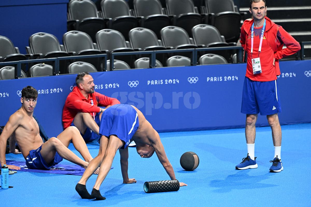David Popovici la primul antrenament în La Defense Arena! GSP a surprins imaginile EXCLUSIVE cu campionul nostru