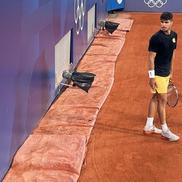 Rafael Nadal și Carlos Alcaraz, antrenându-se pentru Jocurile Olimpice în complexul de la Roland Garros / Sursă foto: Facebook