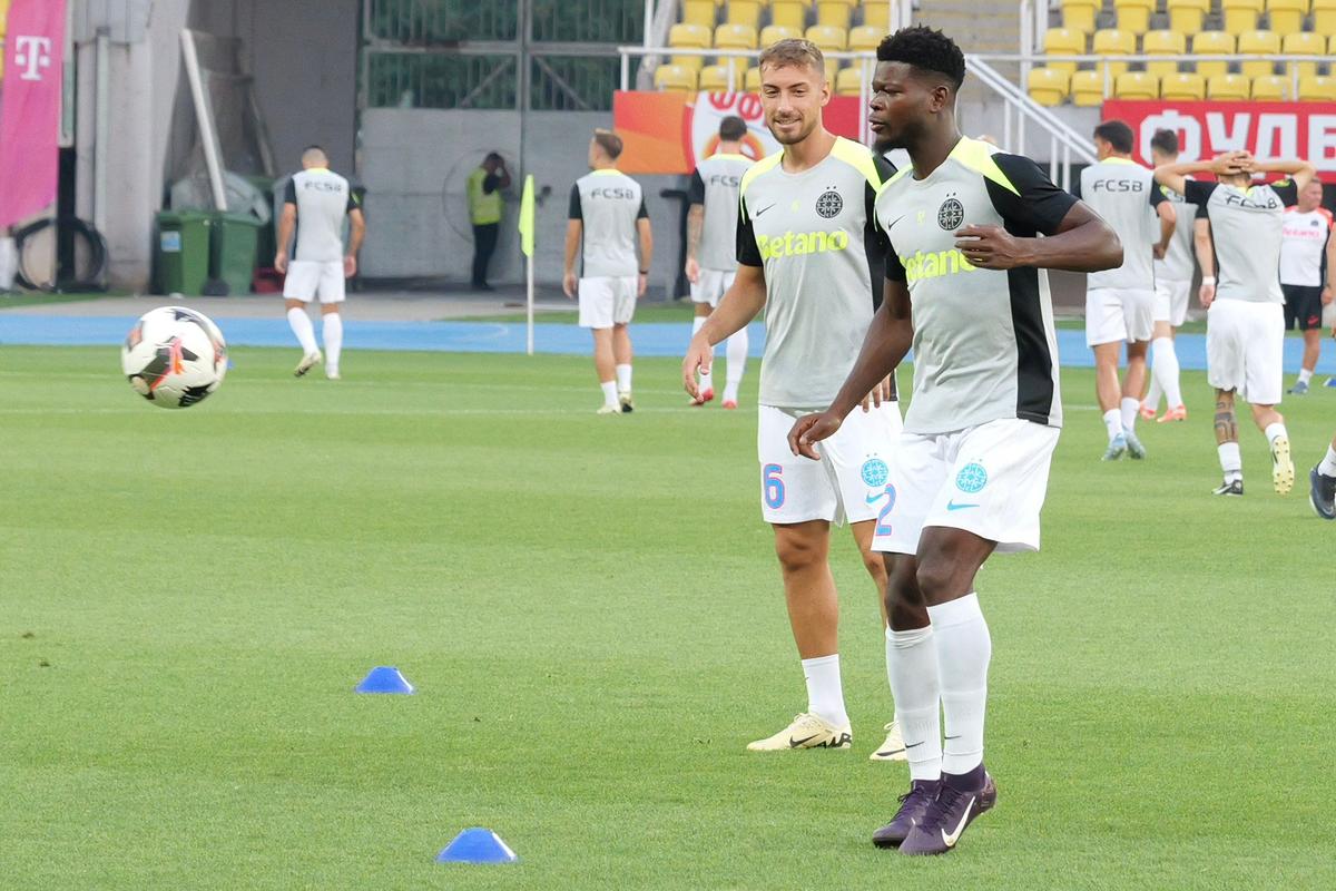 Lor nu li s-a aplicat interdicția: detaliul inedit de pe tricourile campioanei FCSB în meciul din Macedonia