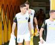 Așa a arătat echipamentul purtat de jucătorii de rezervă de la FCSB, cu sponsorul Betano pe tricou // FOTO: Andrei Furnigă (GSP)