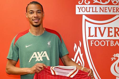 Liverpool l-a prezentat oficial pe Hugo Ekitike / Foto: Instagram Liverpool