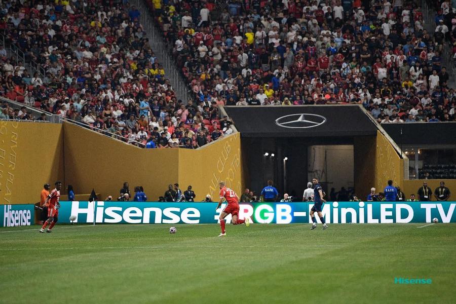Hisense anunță lansarea televizorului UX de 116 inci cu tehnologie RGB-MiniLED și precizie avansată a culorilor
