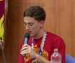 Campionii mondial Fabian Ruiz și Gavi, premiați de primarul din Los Palacios y Villafranca cu roșii în greutatea lor / Foto: capturi El Desmarque