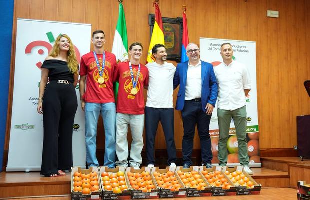 Premiu ciudat pentru Fabian Ruiz și Gavi » 150 kg de „ciocolată roșie”