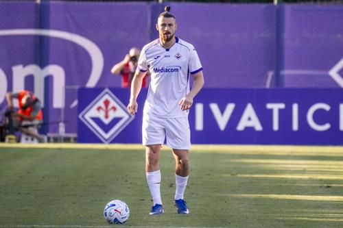 Radu Drăgușin, debut pentru Fiorentina // foto: imago images