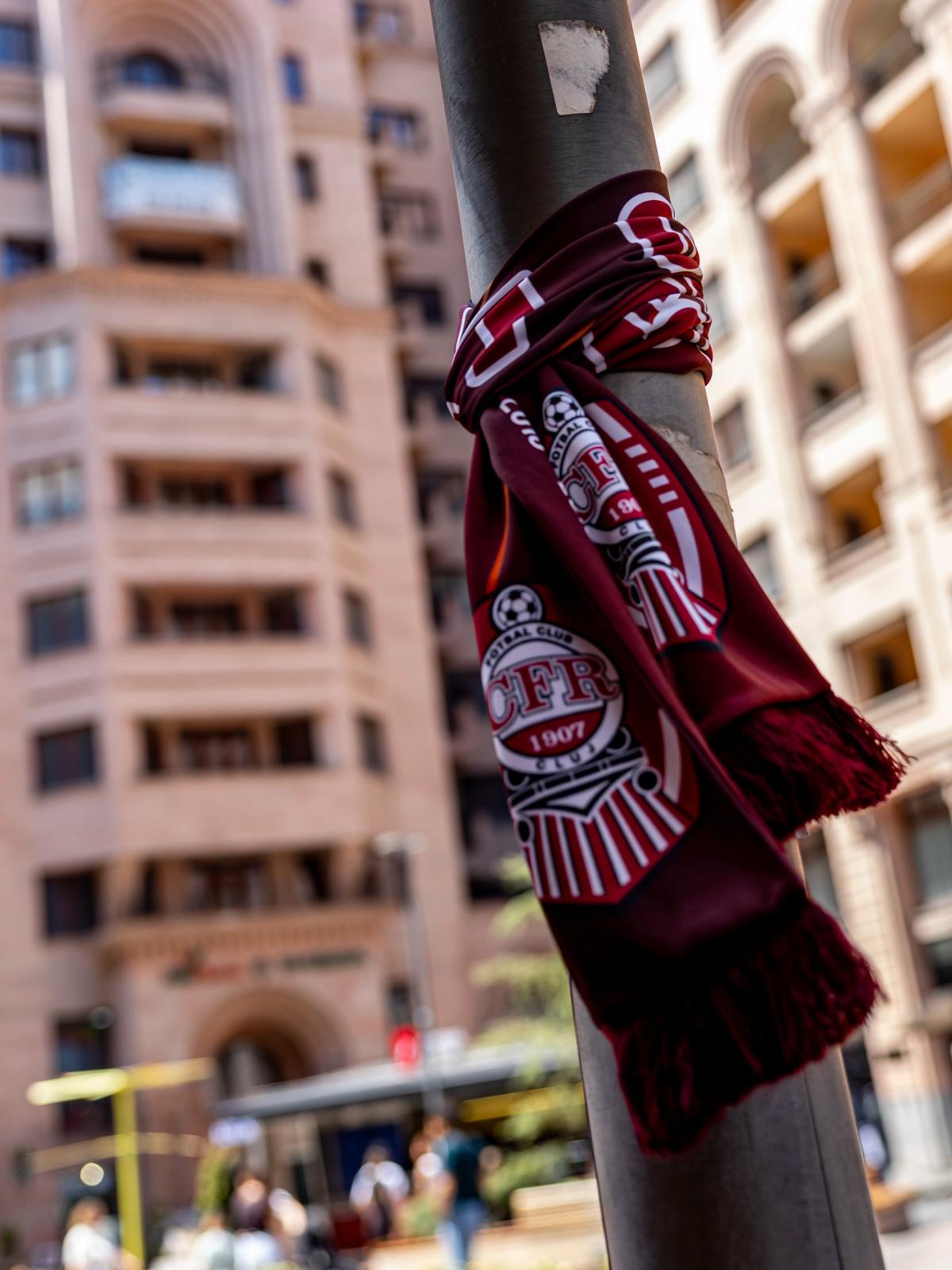 Suporterii lui CFR Cluj, pe străzile din Erevan