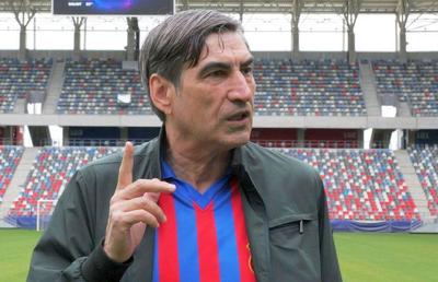 Are doar 18 ani, dar Pițurcă îl vede cu potențial peste Rodri: „Poate deveni unul dintre cei mai mari mijlocași”