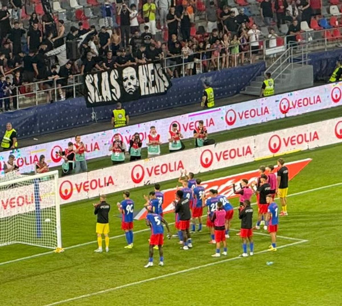 Imagini de la finalul meciului FCSB - Auda