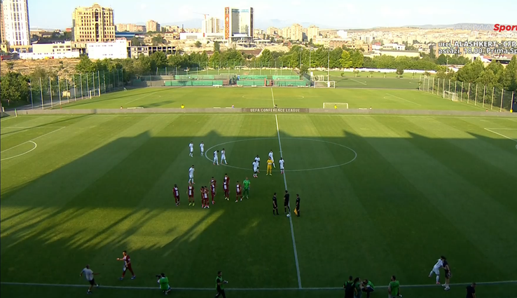 Stadionul din Erevan la meciul lui CFR Cluj / FOTO: Captură TV @Prima Sport 1