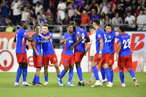 Cei 3 fotbaliști pe care FCSB nu se poate baza la decisivul cu Auda: „Ne așteptam să fie apt...”