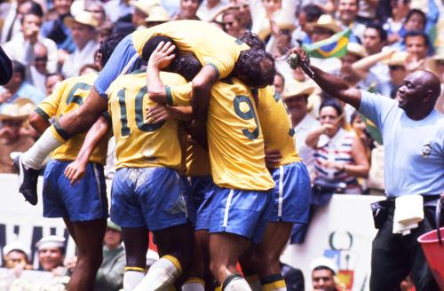 Echipa campioană mondială Brazilia, cu Pele vedetă, la World Cup 1970, foto: Imago