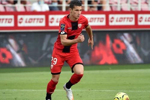 Alex Dobre, în Dijon - Angers 0-1 // foto: Instagram @ dobrealex.m