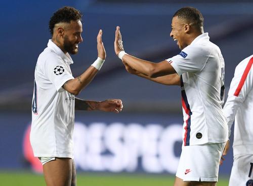 Patronii qatarieni ai lui PSG au achitat în total 601 milioane pentru ”11”-le de astăzi. Bayern, campioana Germaniei, doar 100 de milioane!