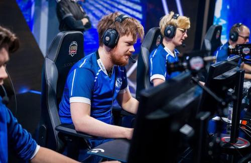 Echipa germană Schalke 04 încă poate ajunge la Cupa Mondială de LoL din China