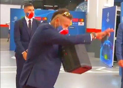 PSG și Bayern Munchen se întâlnesc în finala Ligii Campionilor. Neymar (28 de ani) a fost din nou în centrul atenției.