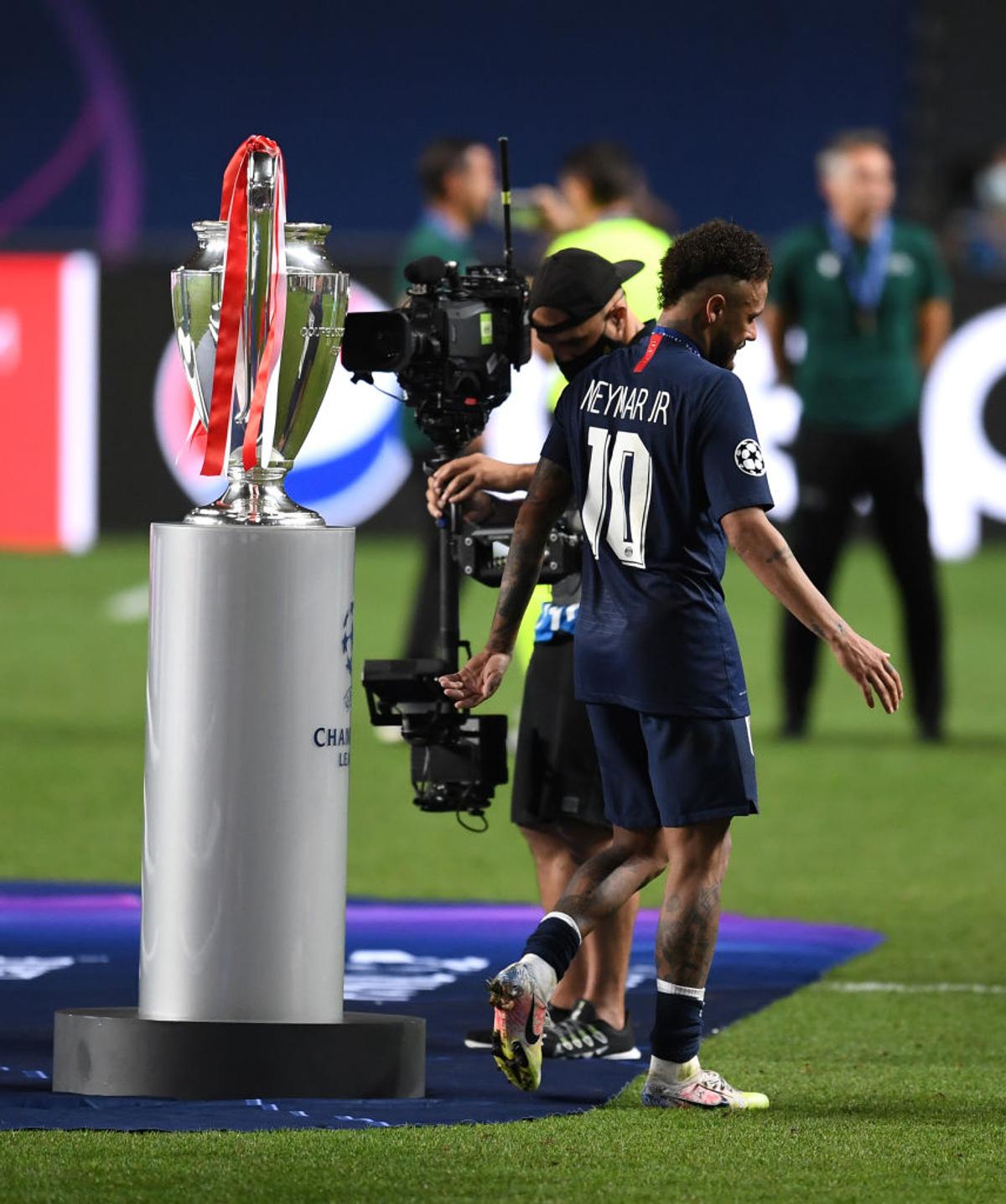 PSG - BAYERN 0-1. Cum a arătat decernarea trofeului în fața unui stadion gol