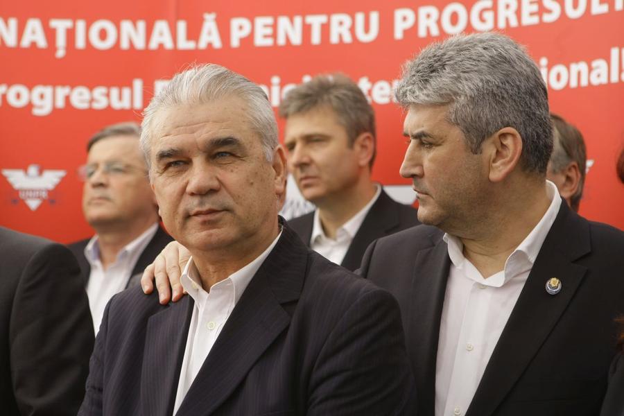 Anghel Iordănescu, alături de Gabi Oprea Edward, forward politic » Detalii din culise despre cum a beneficiat Iordănescu jr. de presiuni politice și intervenția tatălui