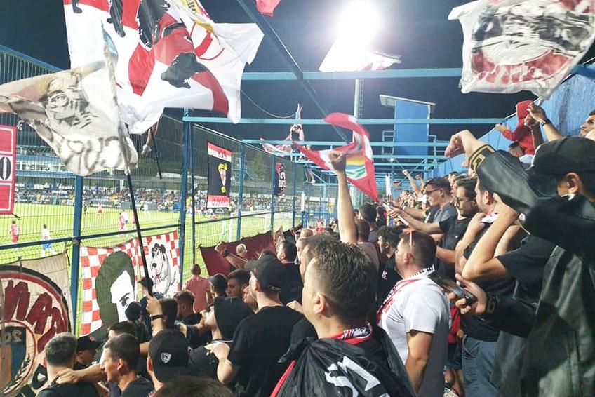 Fanii lui Dinamo, la Ovidiu // foto: Facebook @ Program Doar Dinamo București